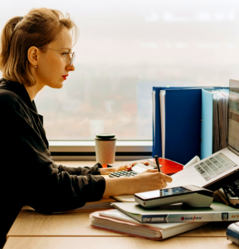 8Manage SRM 提供电子采购的采购请求(SR)功能 8Manage IT软件 制造业 专业服务 医疗 建筑 金融服务 能源 制药 物业管理 采购 供应商 招标 招投标 竞价 SRM 项目管理 IPD PM PPM 工时管理 CRM 深圳 广州 北京 上海 香港 新加坡 