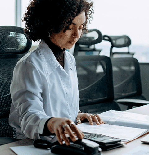 8Manage SRM 提供电子报价(密封报价)功能，供您邀请、比较和与供应商谈判. 8Manage IT软件 制造业 专业服务 医疗 建筑 金融服务 能源 制药 物业管理 采购 供应商 招标 招投标 竞价 SRM 项目管理 IPD PM PPM 工时管理 CRM 深圳 广州 北京 上海 香港 新加坡 